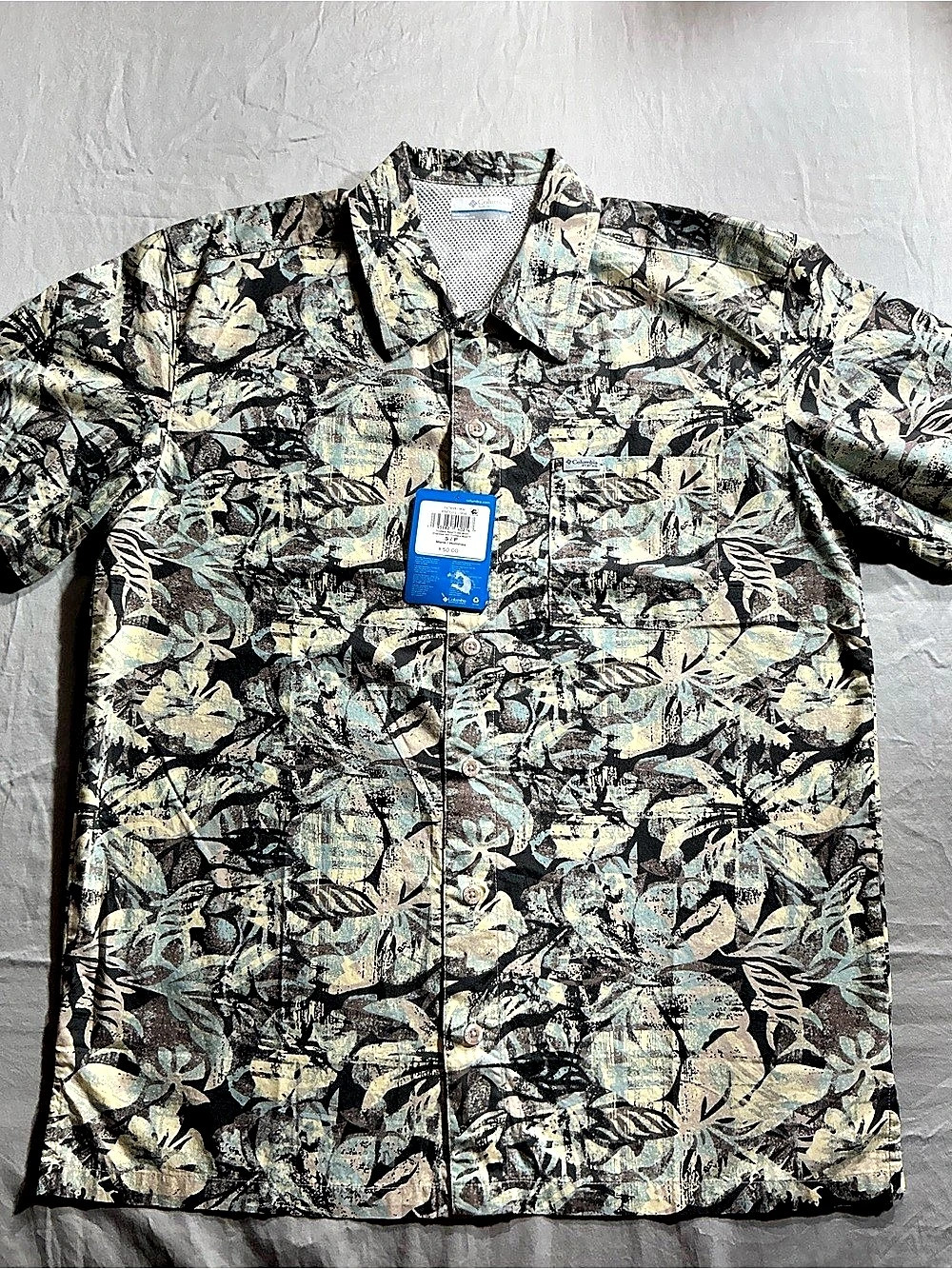 Columbia Floral Button Down Shirt Blue & Black Small NWT